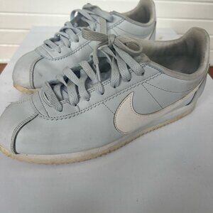 Nike Cortez